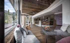 Empfangsbereich - Foto: Alex Filz